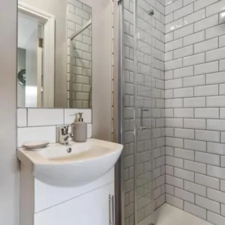 Apartment Private Cosy Studio - A1 Location *