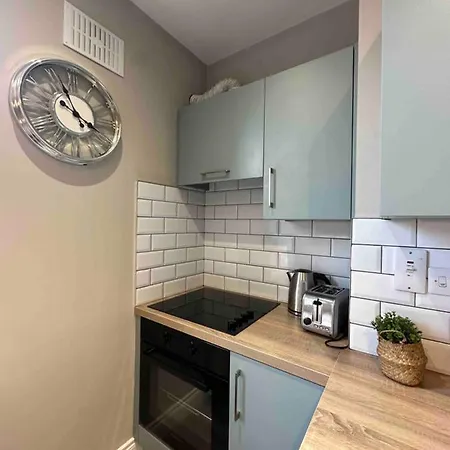 Apartment Private Cosy Studio - A1 Location *